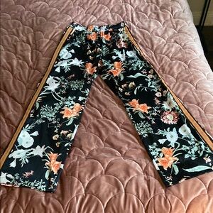 Giovanni Wide-Leg Pants with Stripes